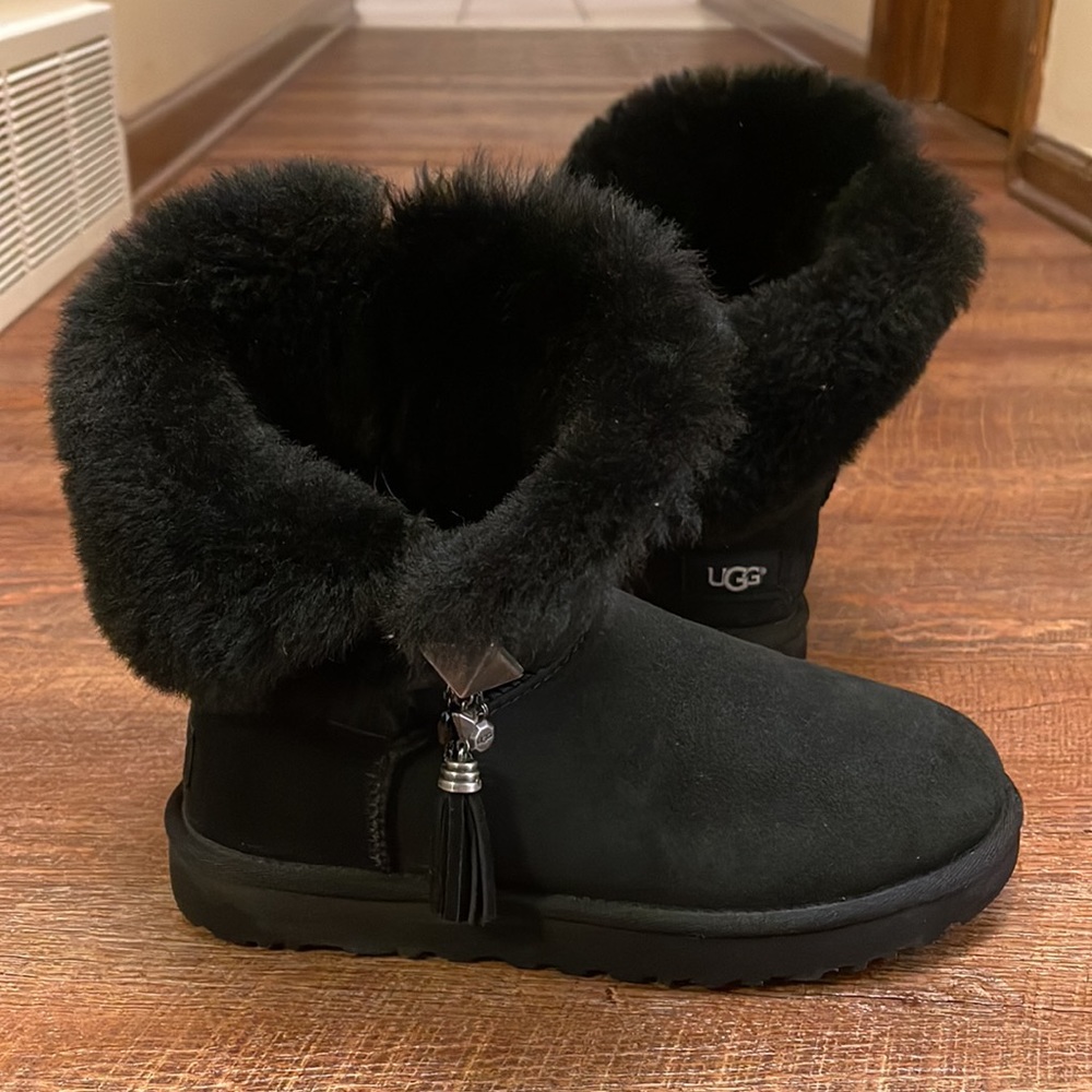 Bailey button style UGG’s.